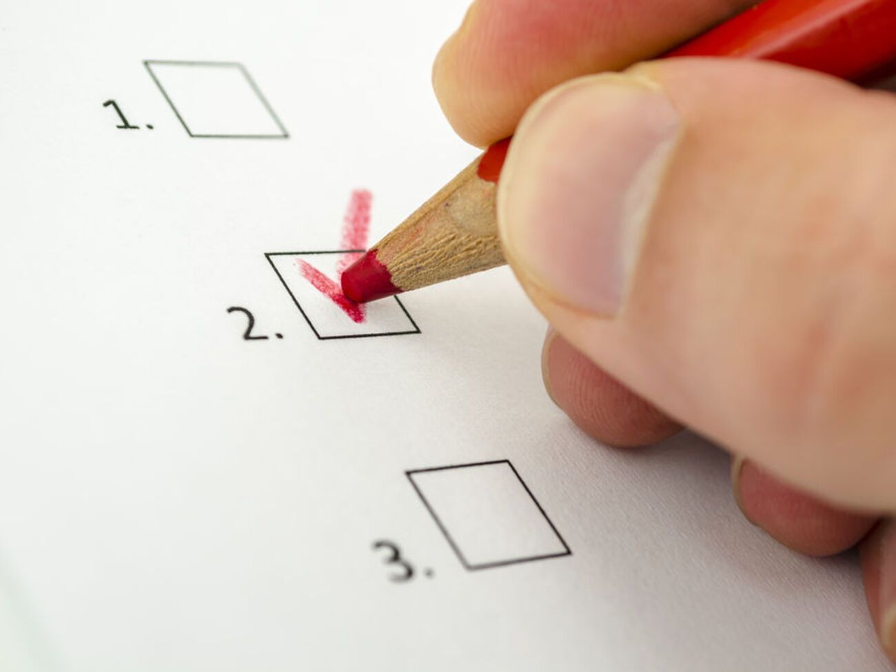 25 октября в Украине проходят местные выборы