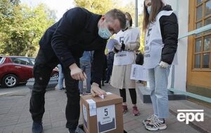Про проведення опитування, на якому українцям запропонували відповісти на п'ять запитань, стало відомо 13 жовтня