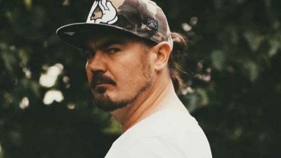 Раньше Фагот ездил на BMW E39