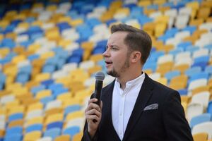 Гагарин: Почему сразу идиот? Над этим люди думали, они это для чего-то делали