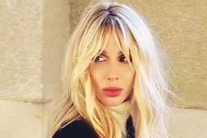 Отцовство младшей дочери певицы приписывают Линдеманну