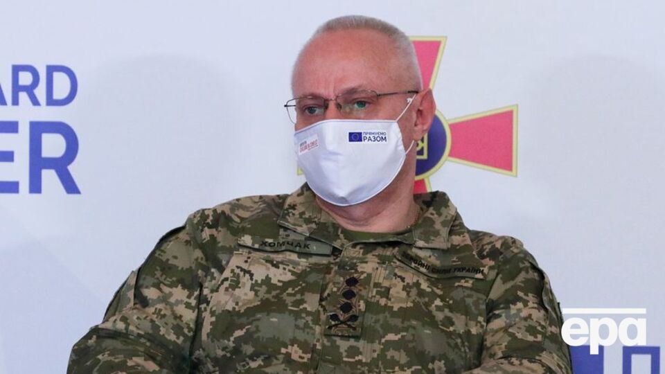 Хомчак заявив, що заяву про надання службового житла написав з огляду на зміну сімейного стану