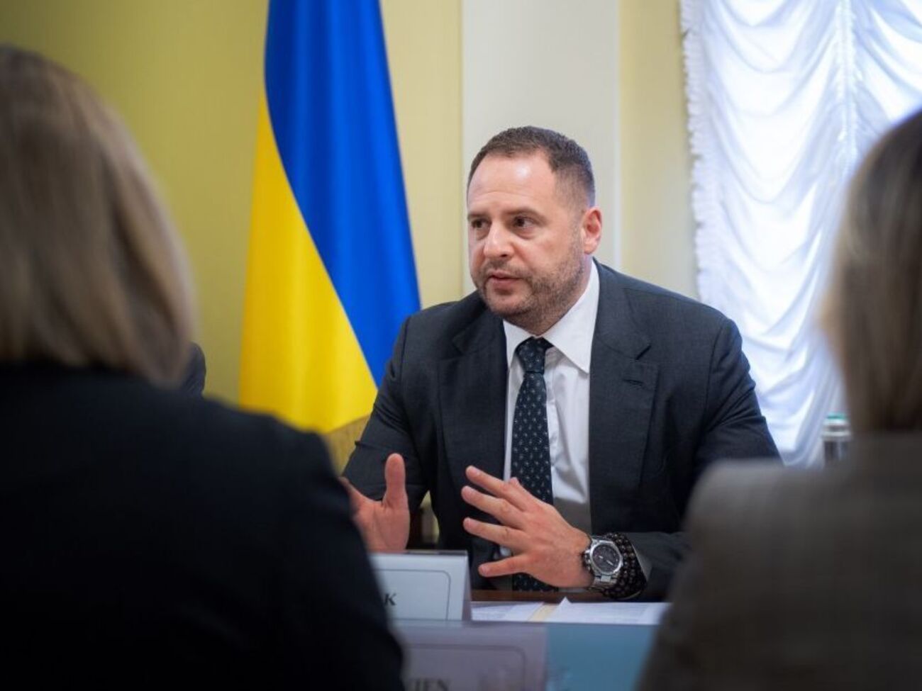 Єрмак (на фото) заявив, що президент "хоче спілкуватися &ndash; від людей на вулиці до міністрів і їхніх заступників"