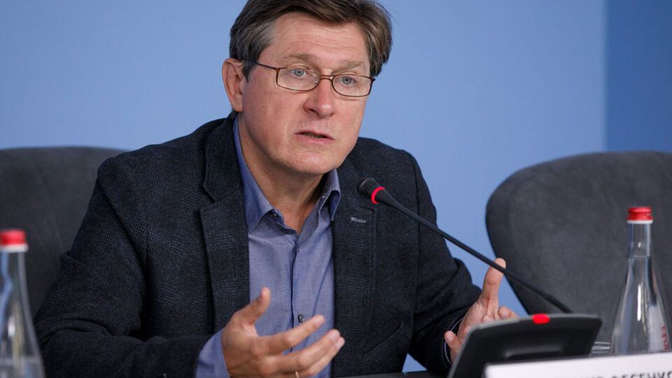 Владимир Фесенко: По сравнению с другими политическими силами, конкурентами – ОПЗЖ, "Европейская солидарность" – у "Слуги народа" неплохая ситуация