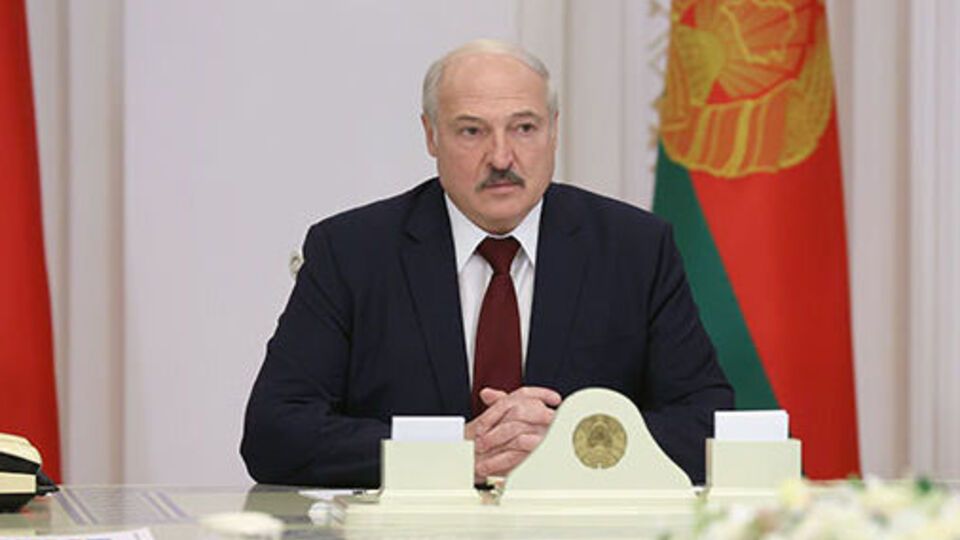 Лукашенко считает, что вышедший на акции протеста теряет право быть студентом