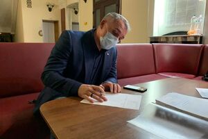 Сєнкевич підкреслив, що важливо зберегти робочі місця для населення