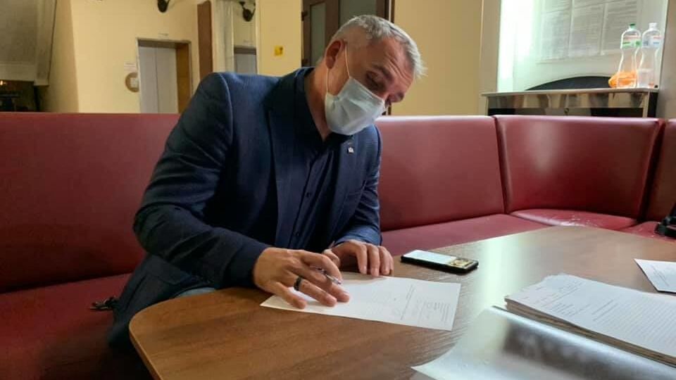Сєнкевич підкреслив, що важливо зберегти робочі місця для населення