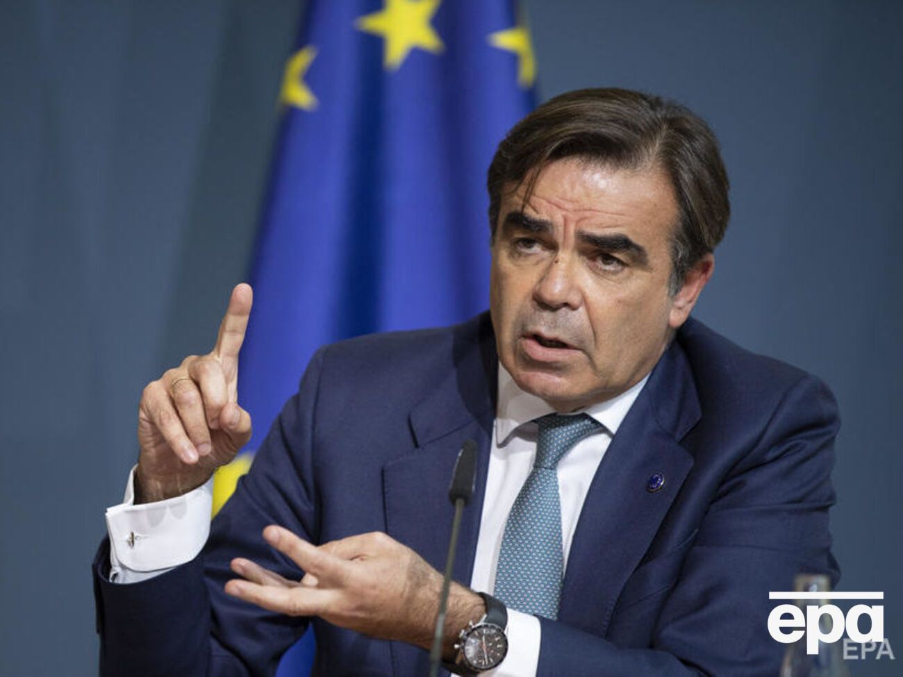 Схинас: Плановый тест на COVID-19 перед заседанием коллегии дал положительный результат