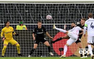 "Боруссия" (в темной форме) и "Реал" сыграли вничью