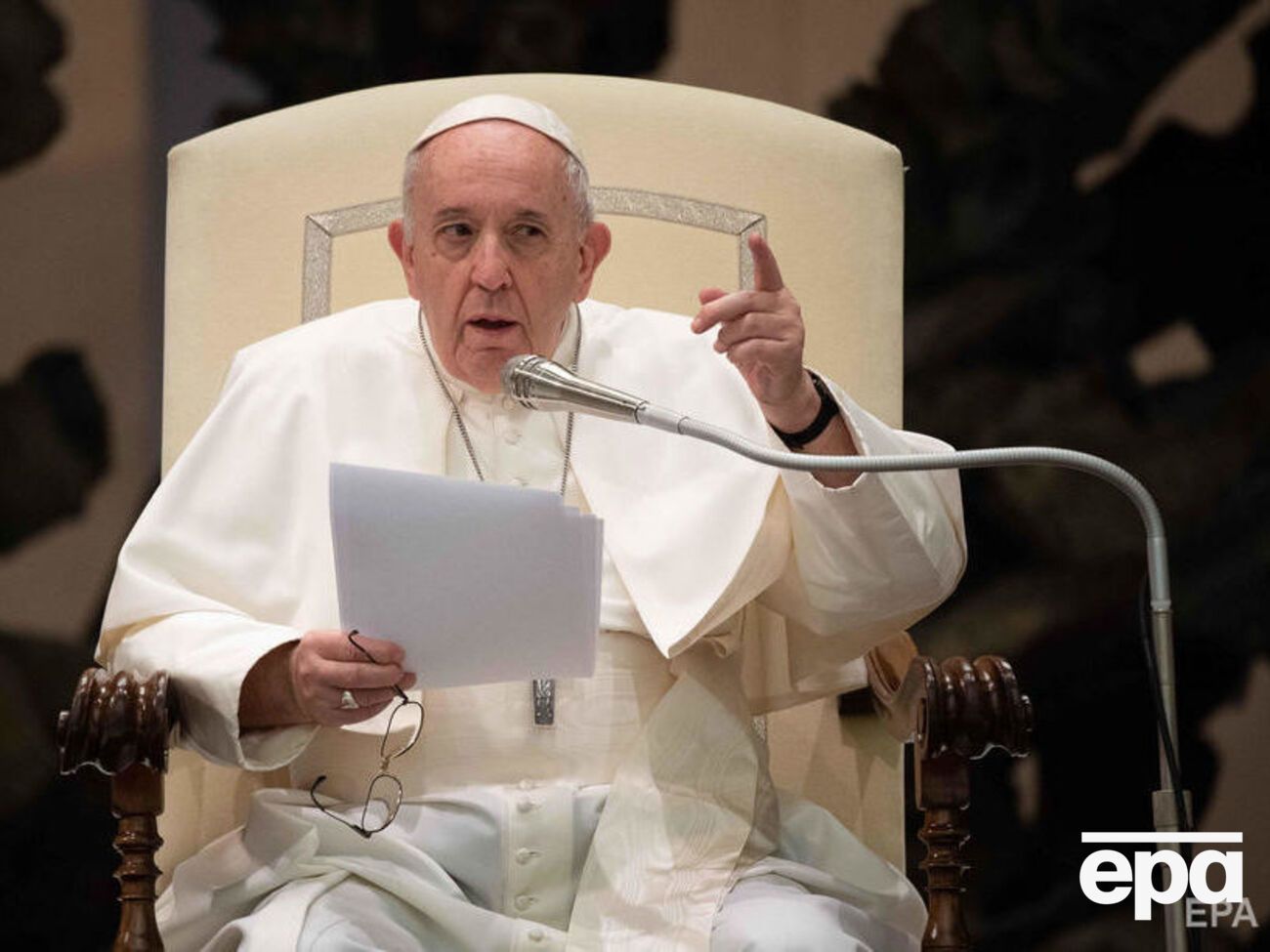 Як правило, папа римський проводить різдвяну месу в Соборі Святого Петра 24 грудня