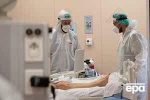 По числу инфицированных и умерших от COVID-19 лидируют США