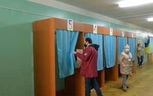 Местные выборы в Украине прошли 25 октября