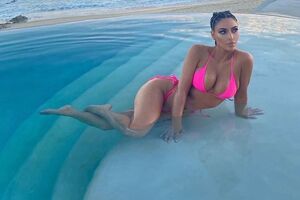 Кардаш'ян: Дівчата просто хочуть позасмагати