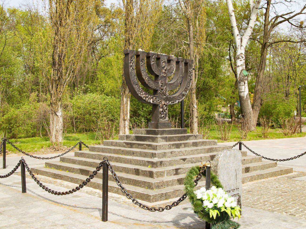 Лозница: Такая работа необходима, чтобы Бабий Яр из места забвения преобразился в место памяти