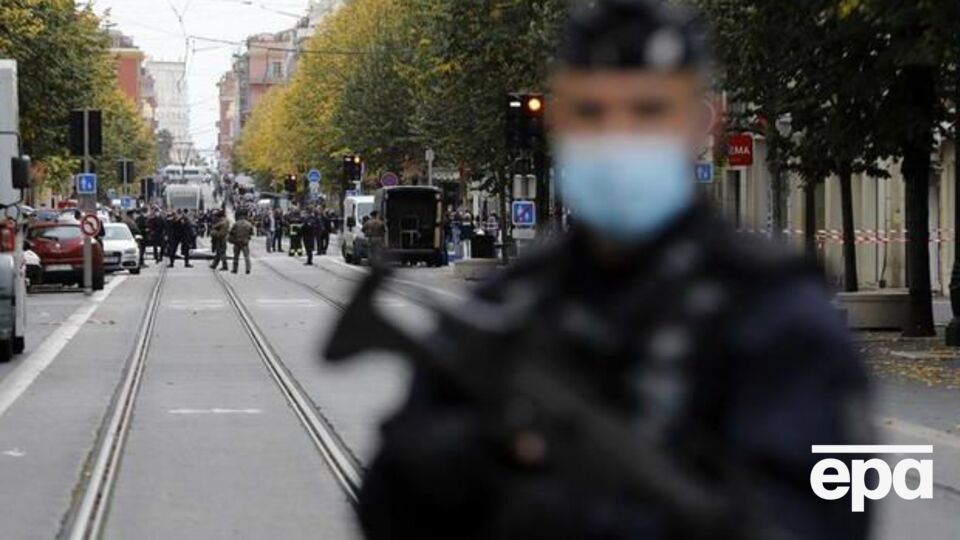 Нападавший в Авиньоне был застрелен полицейскими