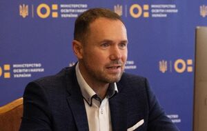 Шкарлет был назначен врио министра в июне