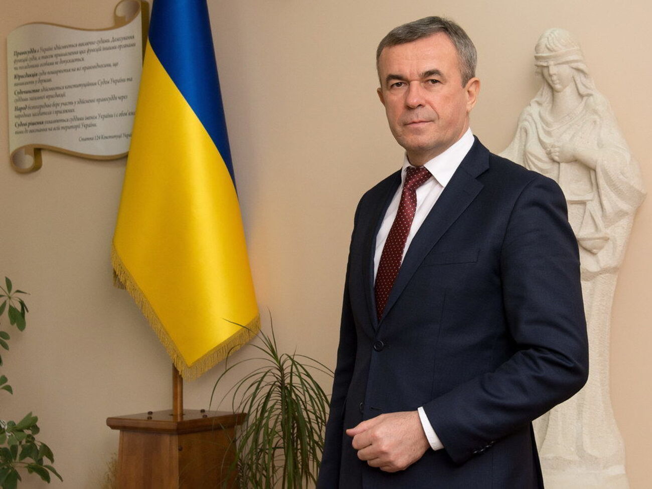 Вища рада правосуддя розглянула заяву Холоднюка