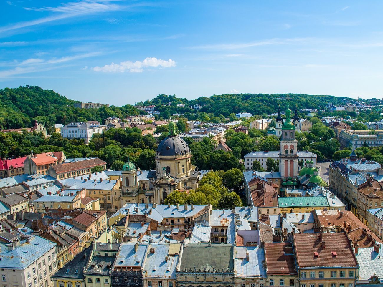 Желание возглавить Львовский горсовет выразили 17 кандидатов