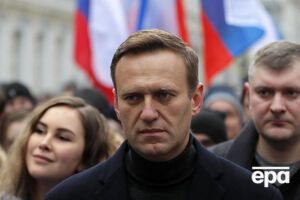 Навальний 18 днів перебував у комі