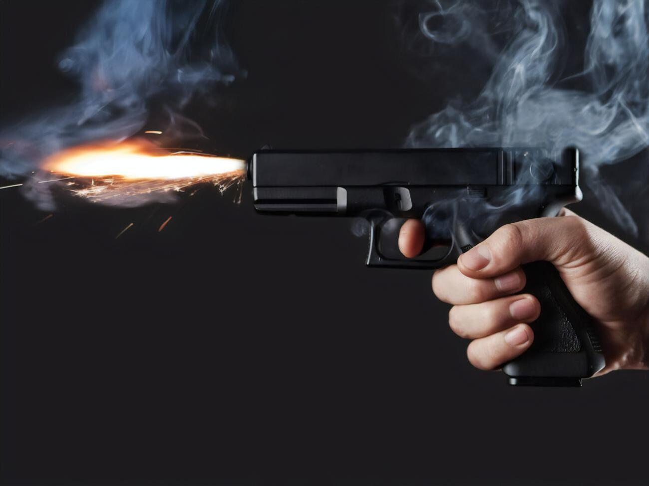 Мужчина стрелял на улице города Рени