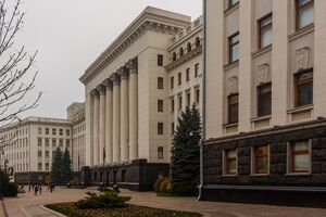 На Банковой не рассматривают возвращение к жестким карантинным мерам