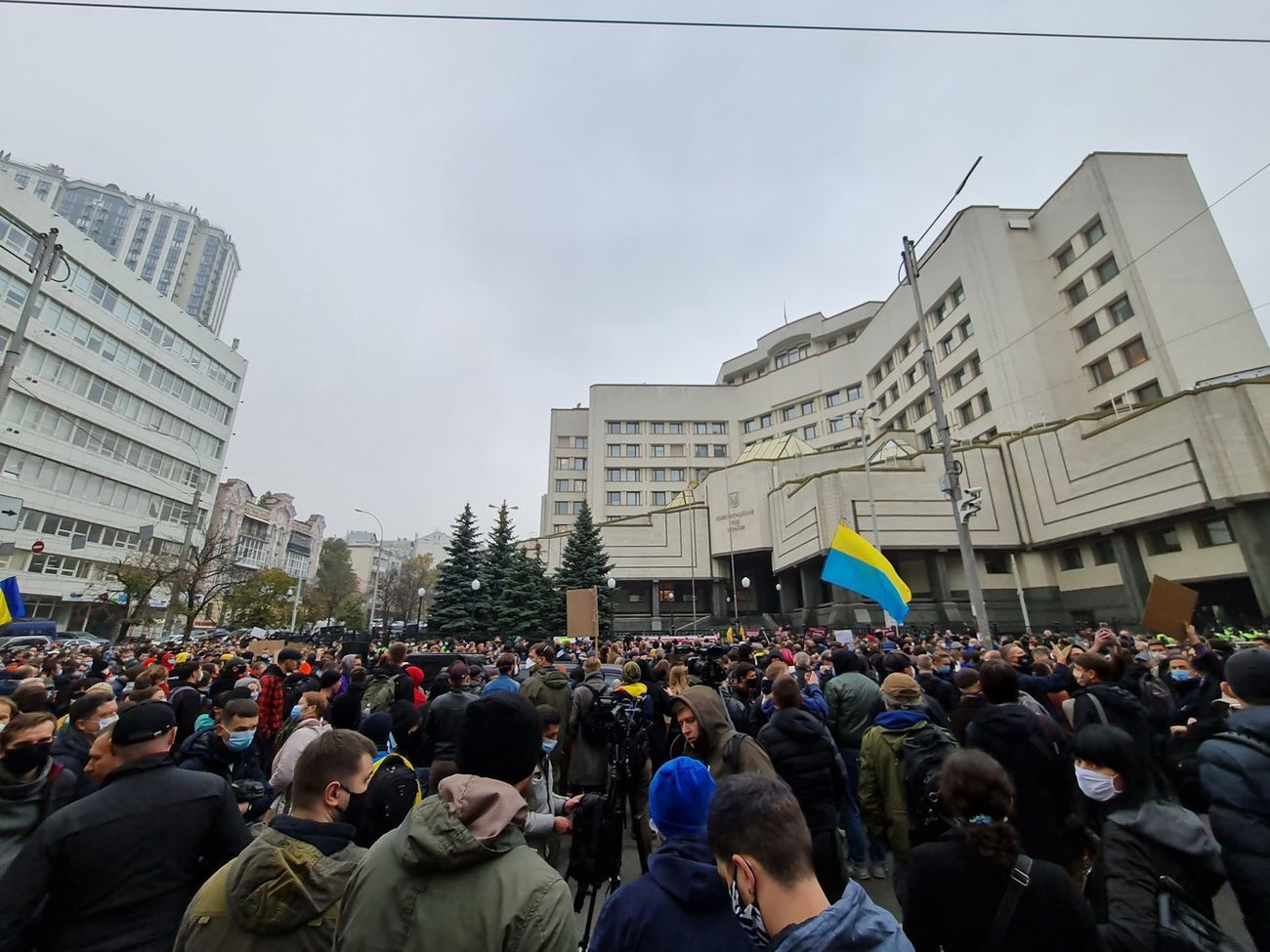 В акции приняли участие несколько сотен человек