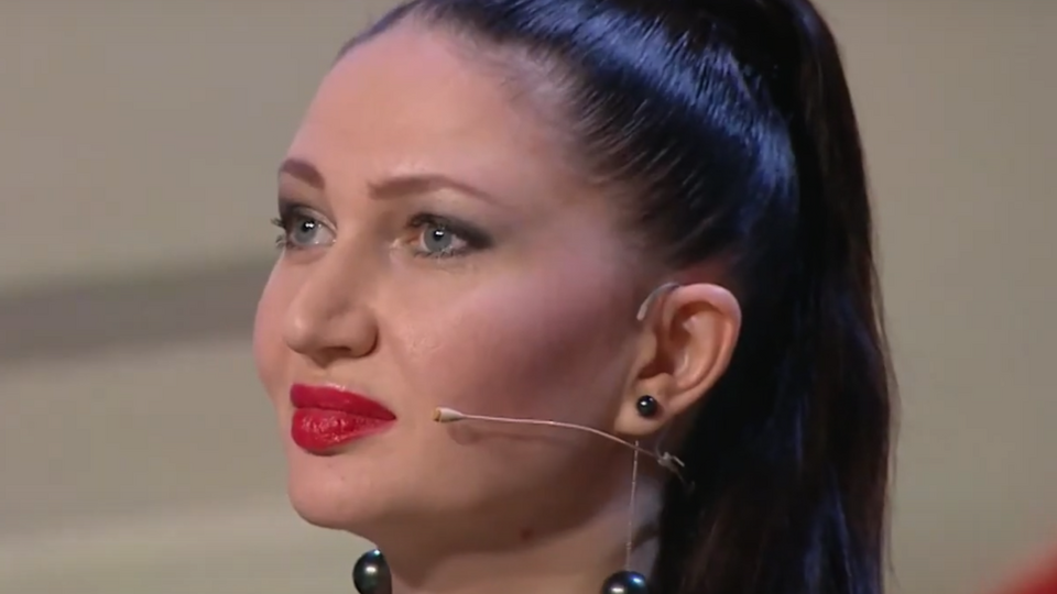 Алеся Бацман: Вы никогда не задумывались, почему все большие олигархи наши, если доходят до точки кипения в отношениях друг с другом, идут судиться в Лондон?