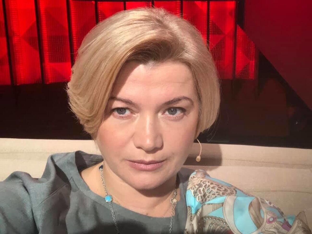 Геращенко: Сейчас неконституционным сомнительным способом Зеленский хочет решить проблему, возникшую после решения КСУ