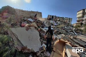 К месту землетрясения подъехали 38 машин скорой помощи