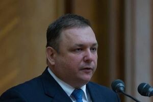 Шевчук: Слиденко выдал идеи Гамильтона за свои, а большинство судей КСУ, проголосовав за это решение, согласились с ними