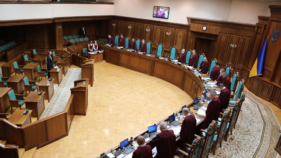 Законопроект о перенесении Конституционного Суда Украины в Харьков уже зарегистрировали народные депутаты