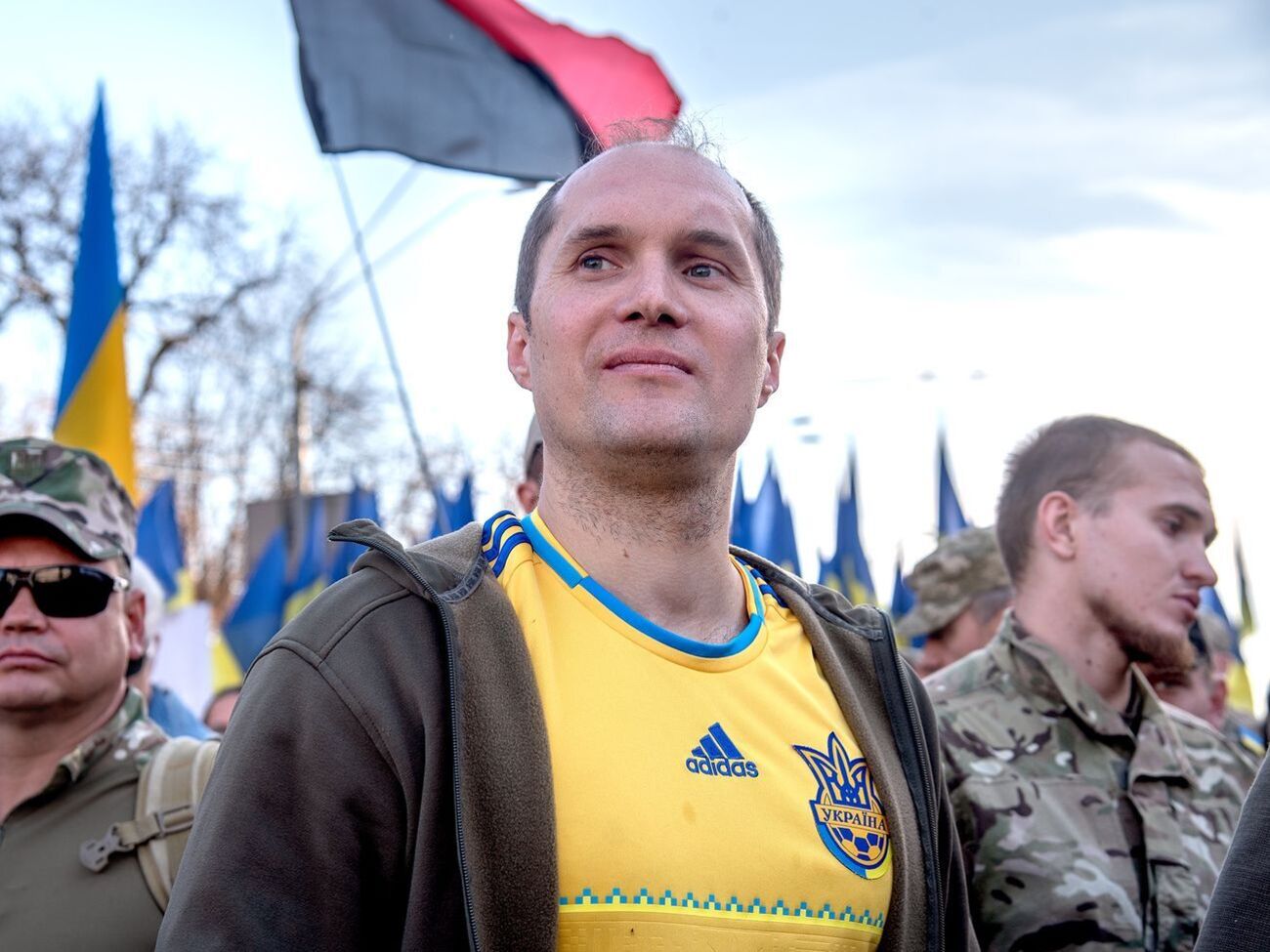 Бутусов: Решение в войне может быть только военно-дипломатическим, а стрелять по "терпилам" могут безнаказанно много лет