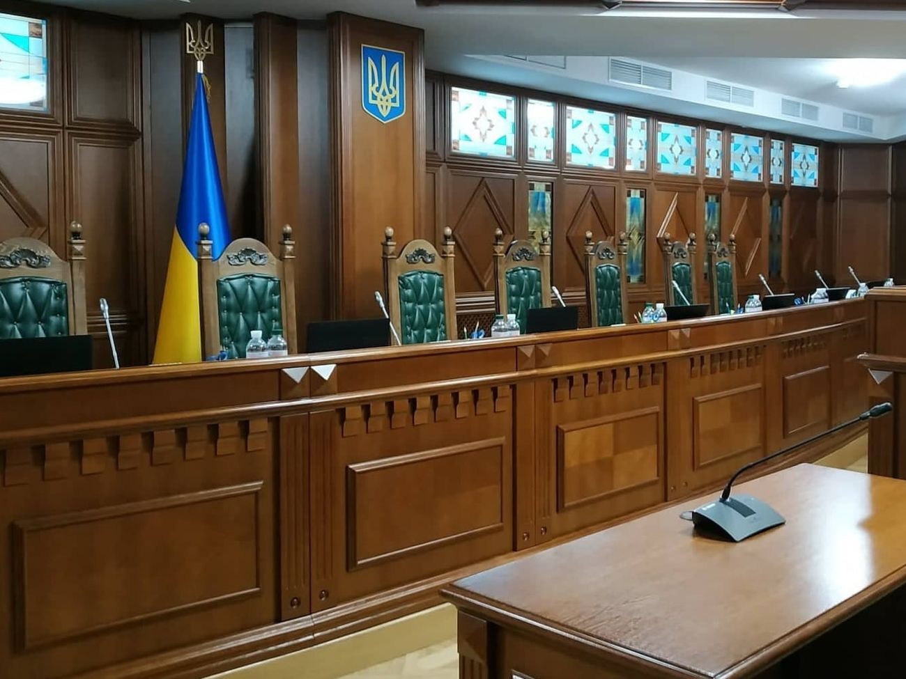 Зеленський запропонував призначити новий склад Конституційного Суду України