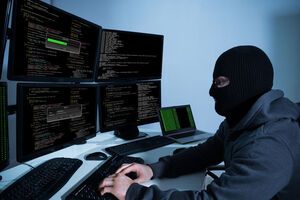Из-за атак хакеров в некоторых больницах США нарушилась работа "скорых" и были перенесены операции