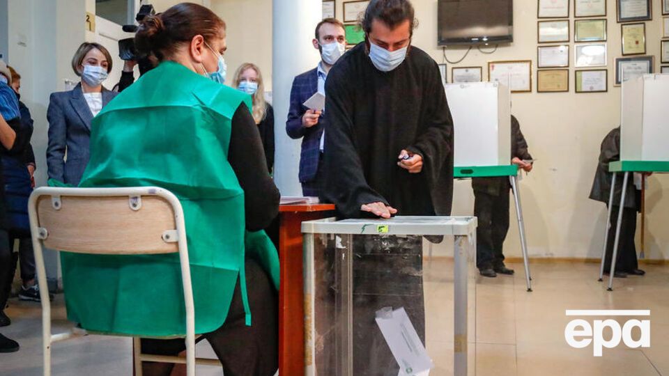 Избирательные участки закрылись в 20.00