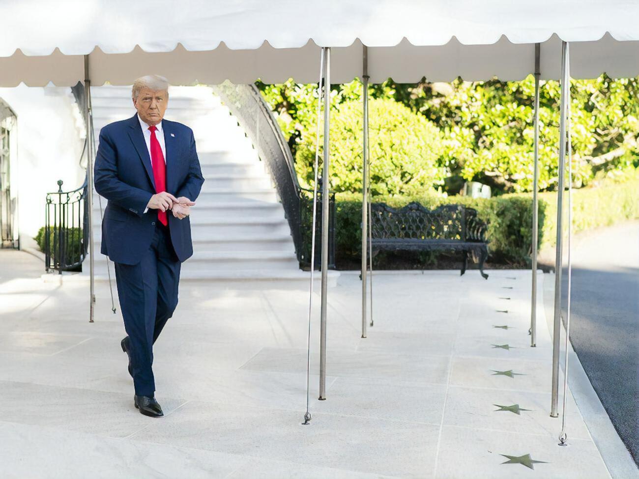 Трамп сказал, что его супруга Меланья, которая тоже заболела COVID-19, "очень хорошо чувствует себя"