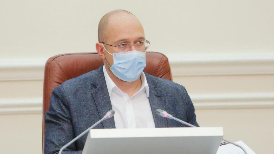 Шмигаль: Ми не зможемо платити пенсії майбутнім пенсіонерам через років 15. Це звичайна математика й економічна демографія