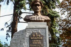 Кошти на скульптуру зібрали за місяць
