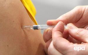 В начале 2021 года власти Великобритании собираются привить всех, кроме детей