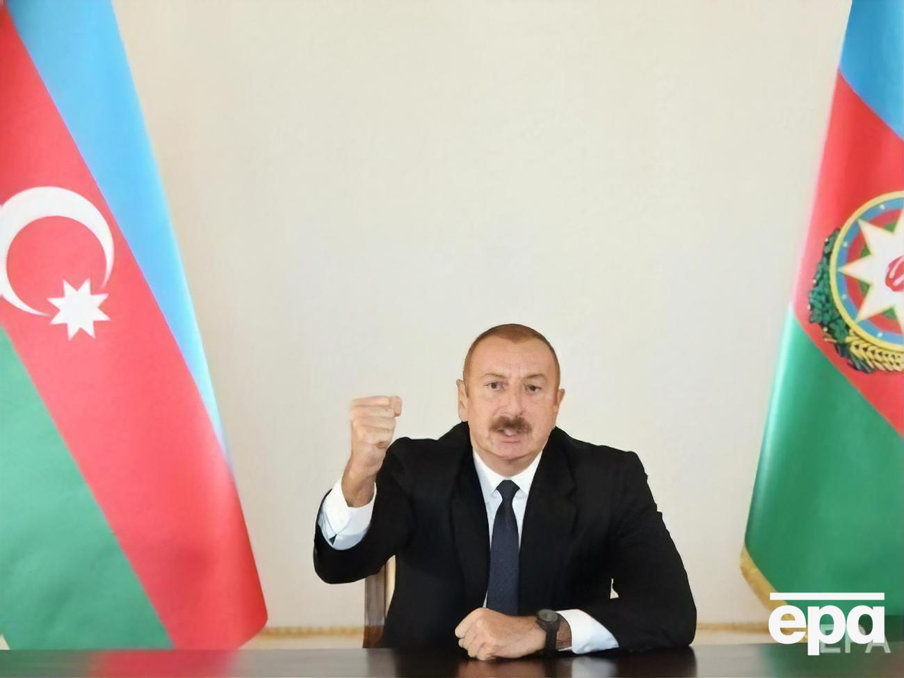 Алиев (на фото) считает, что Пашинян должен извиниться перед Баку