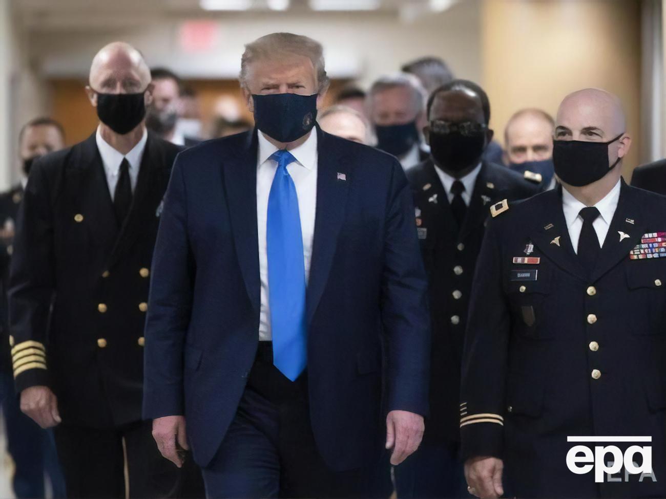 Трамп ненадовго покинув лікарню