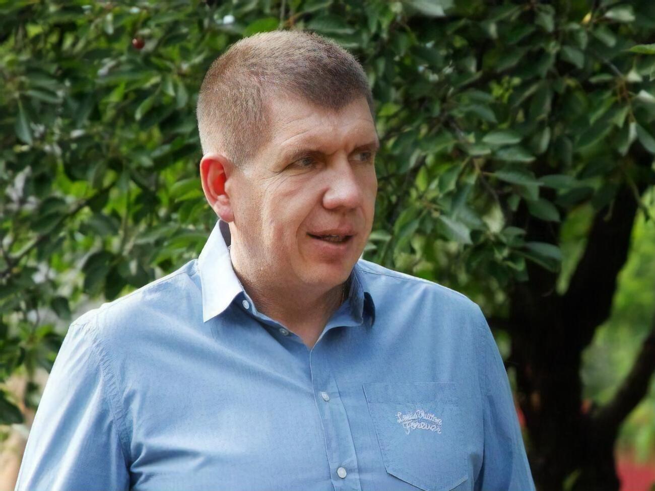 Анатолий Гунько:&nbsp;Сначала должен быть проведен анализ особенностей каждого отдельного района, в фокусе внимания&nbsp;&ndash; именно транспортное сообщение и обеспечение подвоза школьников к опорным школам