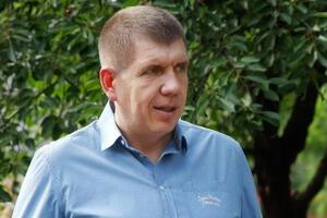 Анатолий Гунько: Сначала должен быть проведен анализ особенностей каждого отдельного района, в фокусе внимания – именно транспортное сообщение и обеспечение подвоза школьников к опорным школам