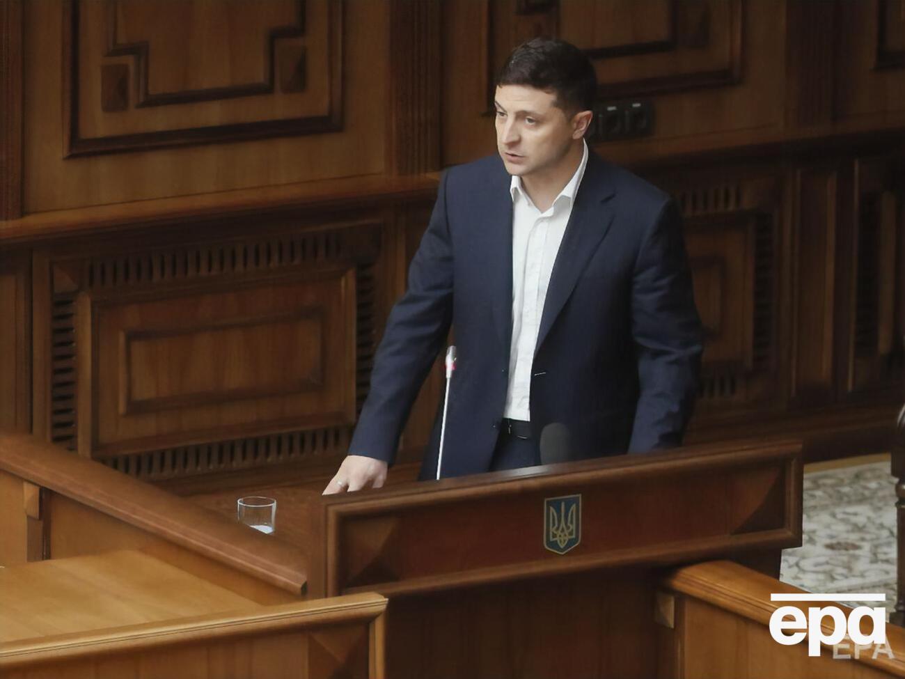 Зеленский пообещал, что "100% услуг будет онлайн"