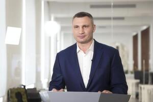 Віталій Кличко: Місця на стадіонах можна буде заповнювати на 30%. Підкреслю: це стосується тільки міжнародних матчів