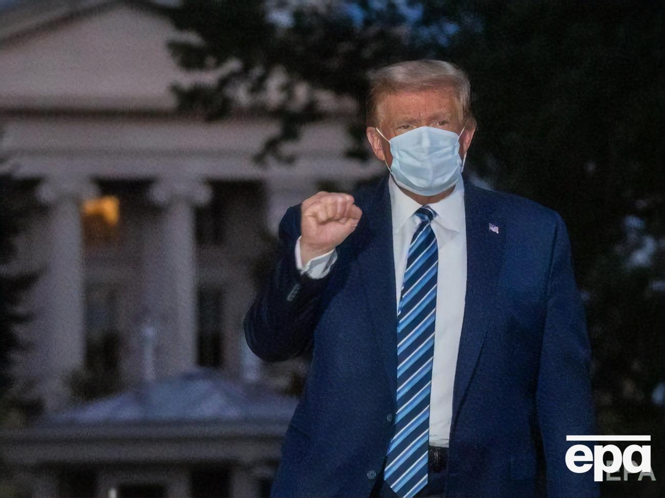 Трамп прибыл на вертолете