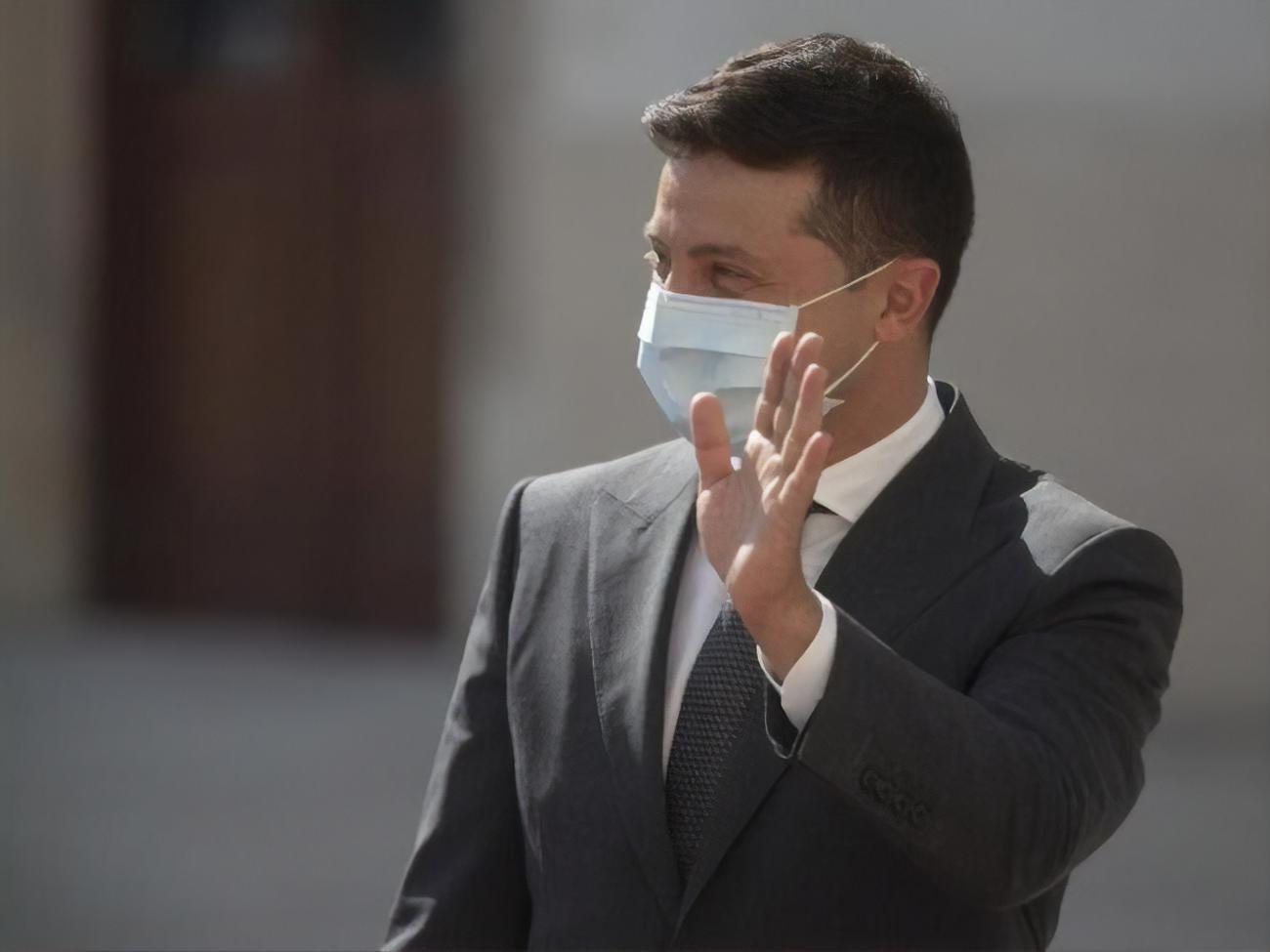 Зеленский: Мы меняем децентрализацию, голосуем важный законопроект, и тогда эти изменения в Конституцию предоставляют те возможности Донбассу, в которых он нуждается