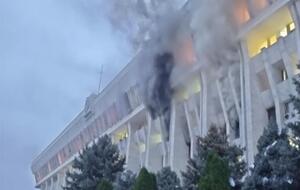 Пожар потушили к утру