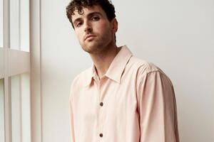 Лоуренс освідчився своєму бойфренду