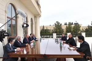Чавушоглу заявил, что Анкара выступает за долгосрочное решение армяно-азербайджанского конфликта под эгидой ОБСЕ
